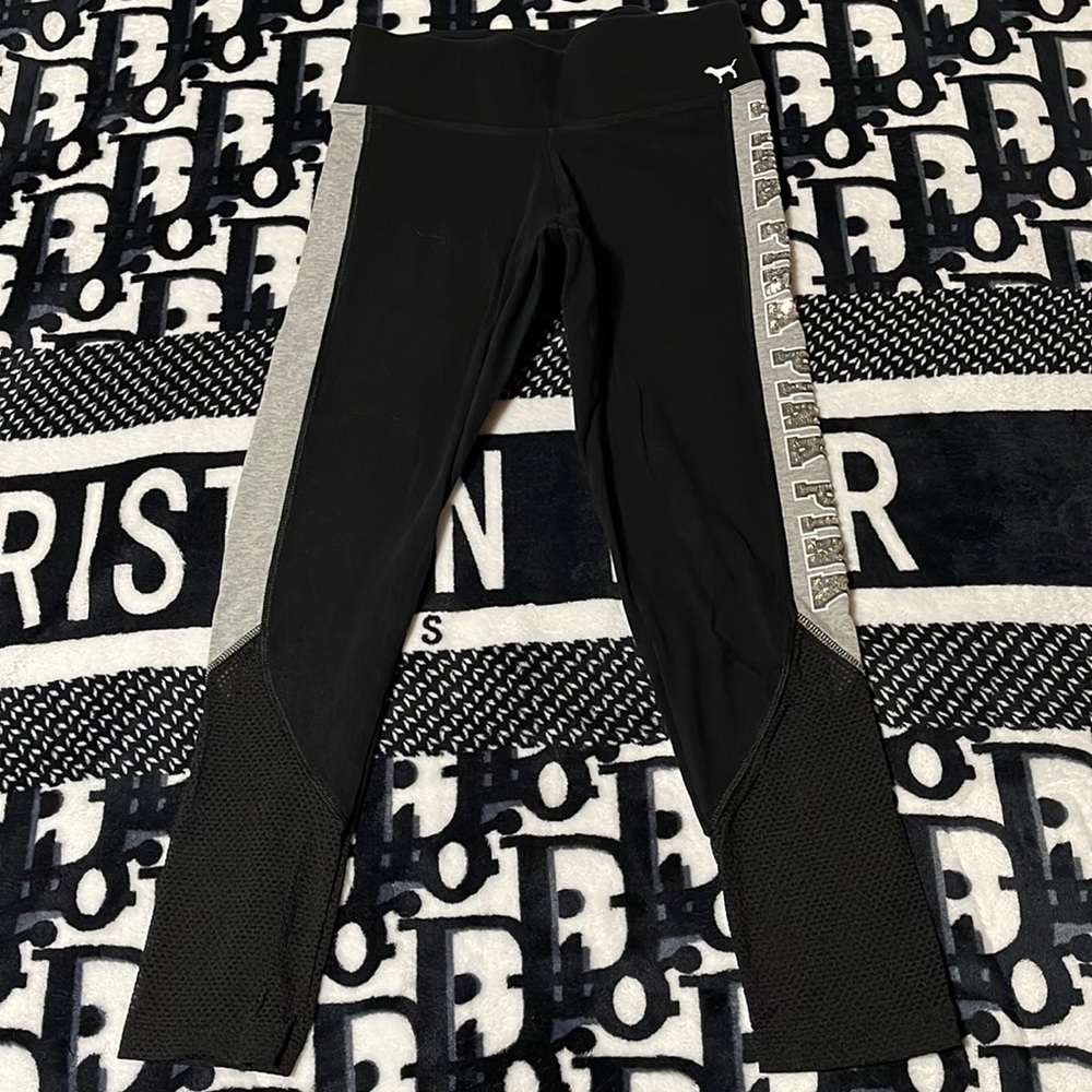 PINK Victoria's Secret Black and Gray Performance Leggings